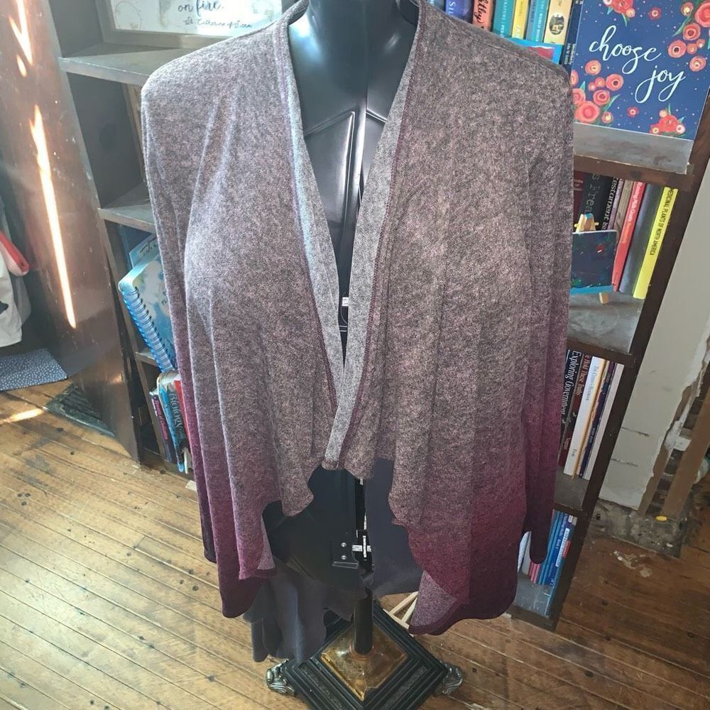 Soft Surroundings drape front L pink & gray dipped hem cardigan